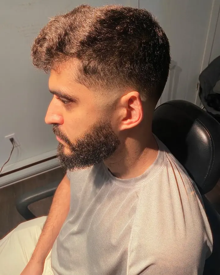 Leleco Barber precision haircut 15